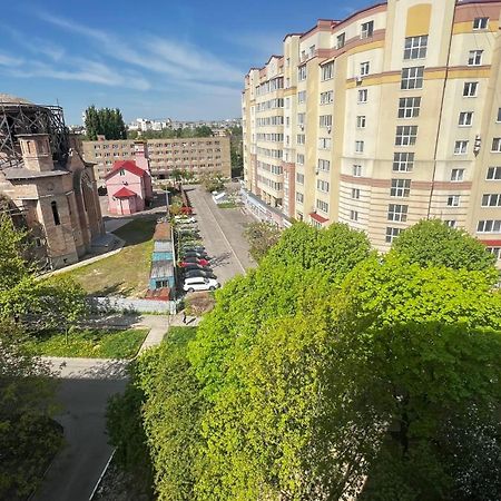 Apartment On Bukovinska Rivne Buitenkant foto